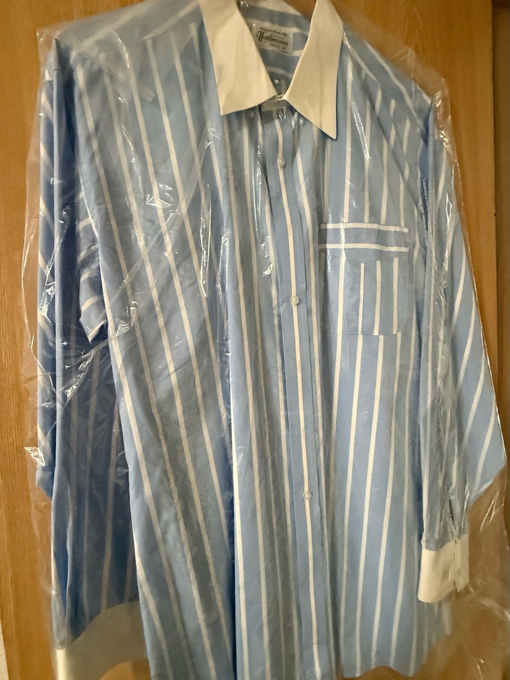 Hartmann’s Custom Made Big and Tall Men’s Dress Shirt